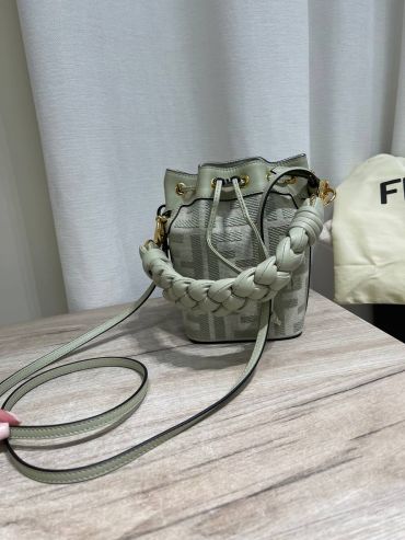 Сумка женская  Fendi LUX-119857