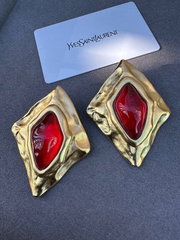 Клипсы Yves Saint Laurent LUX-123520