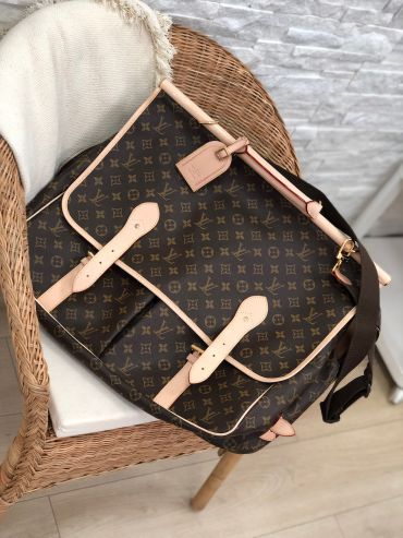 Сумка  Louis Vuitton LUX-21125