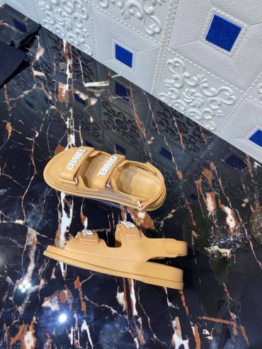 Сандалии Chanel LUX-48387