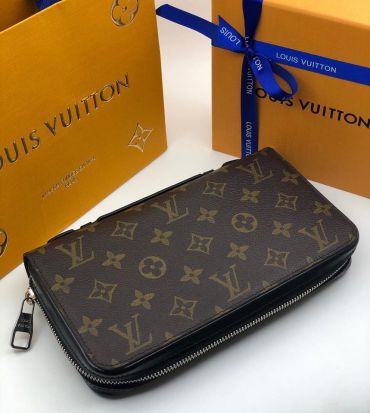  Портмоне  Louis Vuitton СМ-883