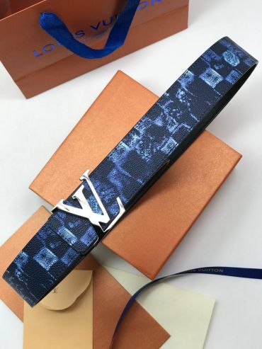 Ремень Louis Vuitton LUX-52608
