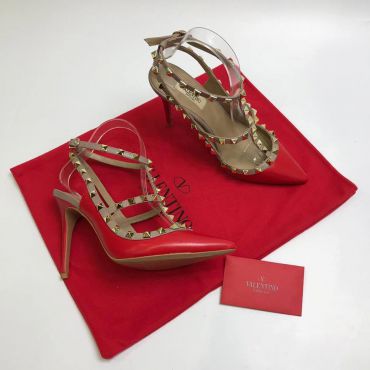 Туфли женские ROCKSTUD Valentino LUX-8007