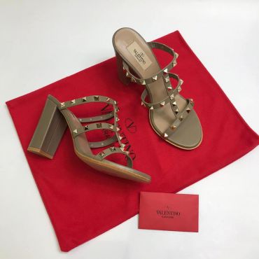 Босоножки ROCKSTUD Valentino LUX-8038