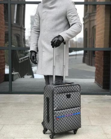 Чемодан Louis Vuitton LUX-8082