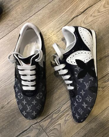 Кроссовки женские Louis Vuitton LUX-8229