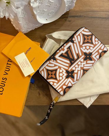  Кошелёк  Louis Vuitton LUX-40248