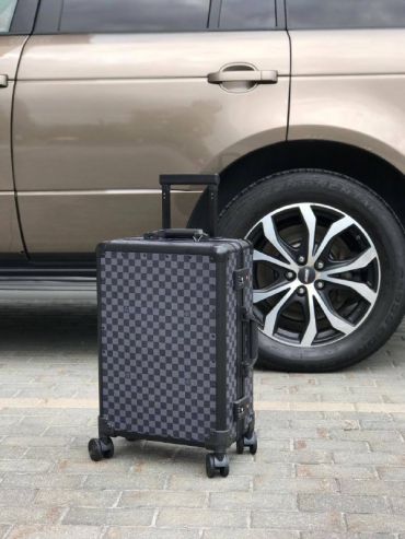 Чемодан Louis Vuitton LUX-52814