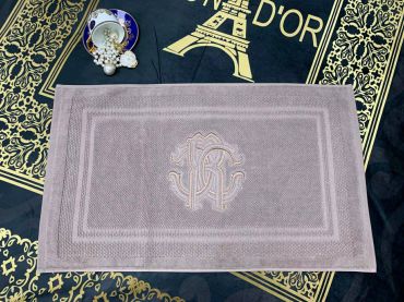 Коврик для ног в ванную