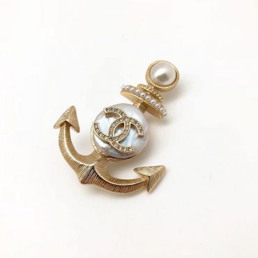 Брошь Chanel LUX-21792