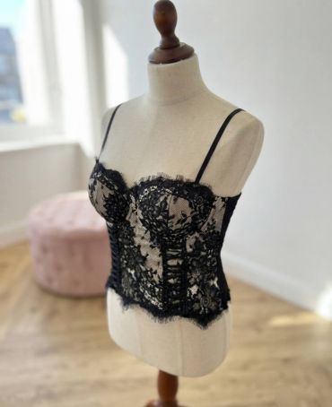 Топ Yves Saint Laurent LUX-136032