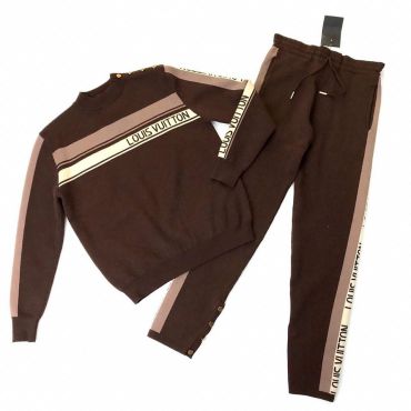 Костюм спортивный женский Louis Vuitton LUX-23364