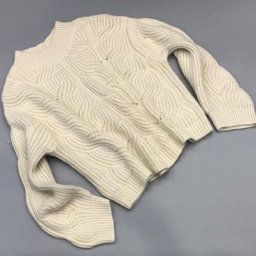 Свитер женский  LUX-24637