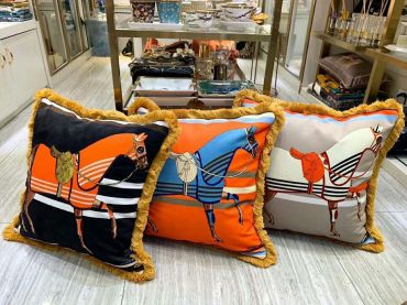  Наволочка для декоративной подушки  LUX-31617