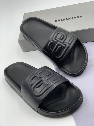 Шлёпанцы Balenciaga LUX-49701