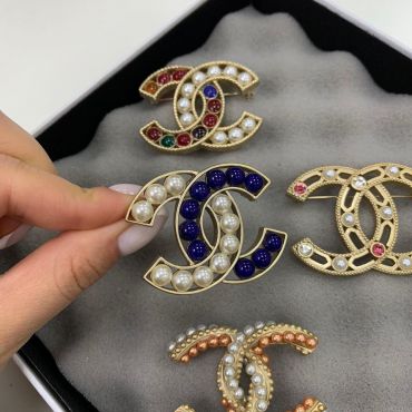 Брошь Chanel LUX-28801