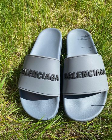 Шлёпанцы Balenciaga LUX-30735
