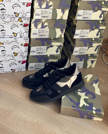  Кроссовки мужские Valentino LUX-20635