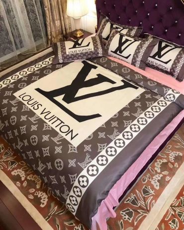 Комплект постельного белья  Louis Vuitton LUX-31065