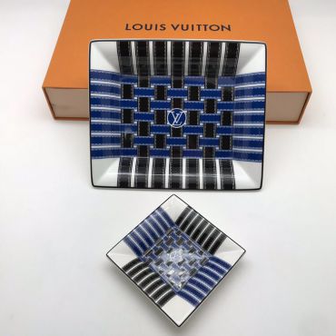 Набор пепельниц Louis Vuitton ПО-011