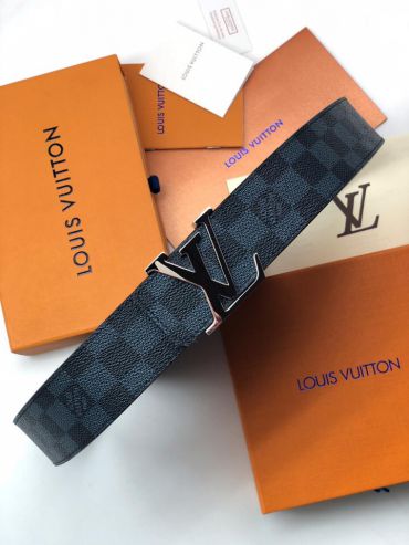  Ремень Louis Vuitton АКС-122