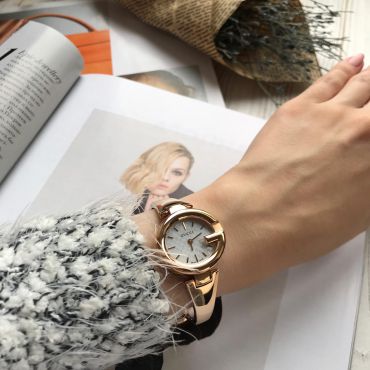 Часы женские Gucci LUX-12461
