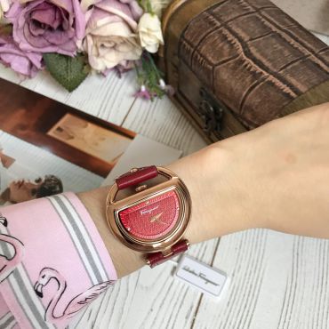 Часы женские Salvatore Ferragamo LUX-19120