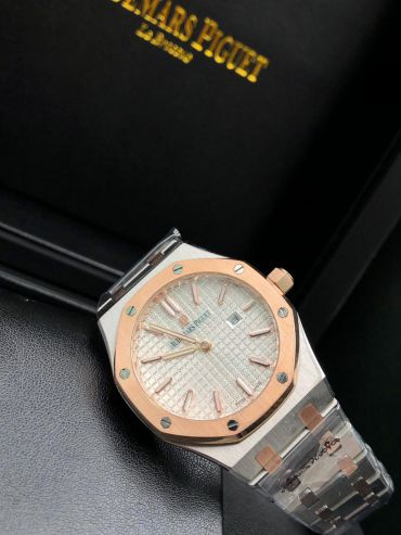 Часы женские Audemars Piguet LUX-21407