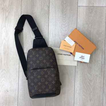 Сумка мужская через плечо Louis Vuitton LUX-16845