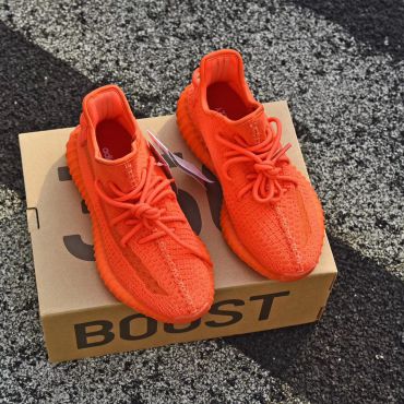 Кроссовки женские Yeezy Boost Adidas LUX-16757