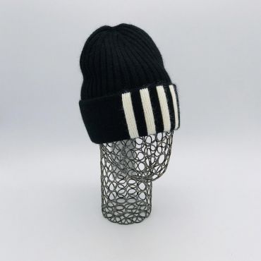 Шапка THOM BROWNE LUX-23007