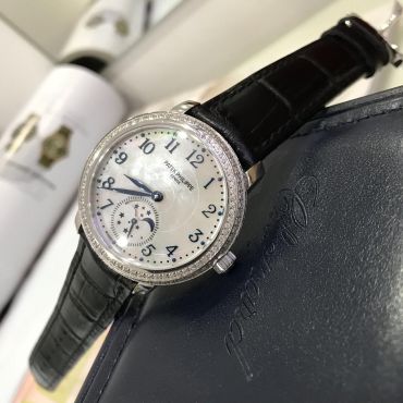 Часы женские Patek Philippe LUX-8968