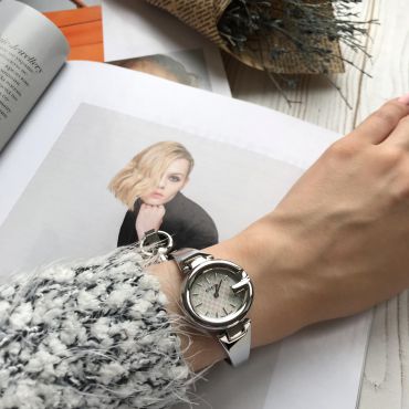 Часы женские Gucci LUX-15967