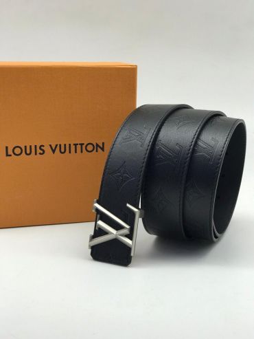  Ремень Louis Vuitton АКС-111