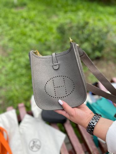 Evelyne mini Guess LUX-54960