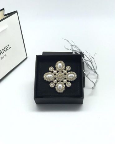Брошь Chanel LUX-16522