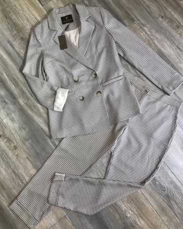 Костюм женский брючный Louis Vuitton LUX-17642