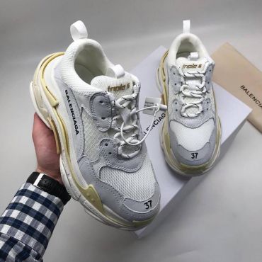 Кроссовки женские Balenciaga LUX-10131