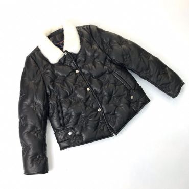 Куртка женская Louis Vuitton LUX-25490