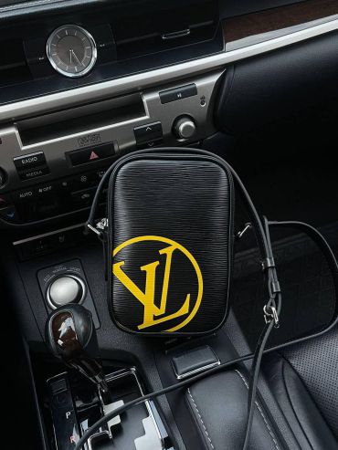   Сумка  Louis Vuitton LUX-56504