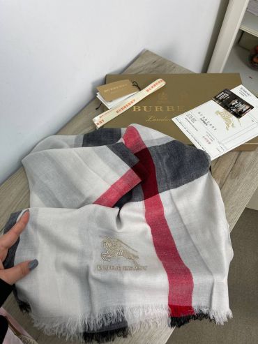 Палантин  Burberry LUX-57746