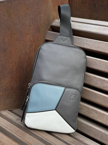 Сумка-слинг Loewe LUX-58051