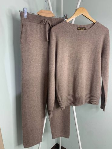 Костюм женский  Loro Piana LUX-58379