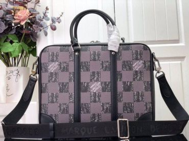 Портфель  Louis Vuitton LUX-59279