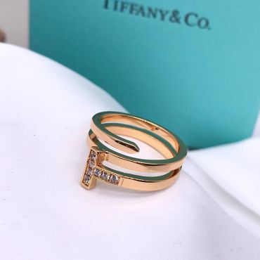 Кольцо Tiffany&Co LUX-60458