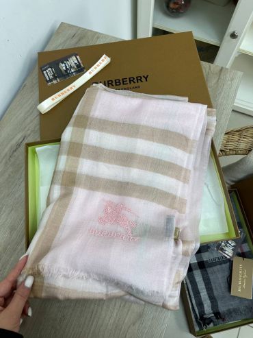 Палантин Burberry LUX-61584