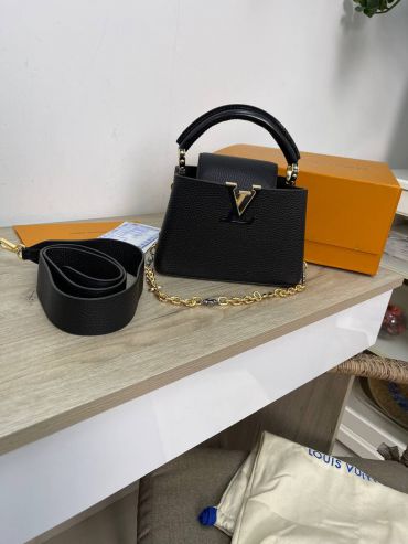 Сумка женская Capucines 21cm Louis Vuitton LUX-63068
