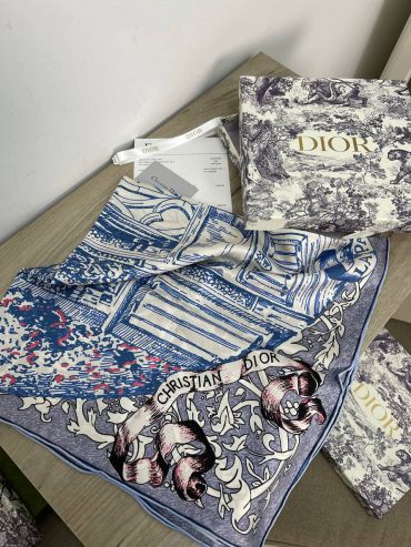 Платок  Christian Dior LUX-63079