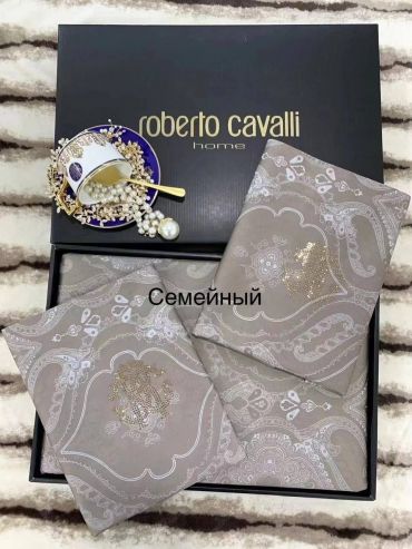 Комплект постельного белья СЕМЕЙНЫЙ