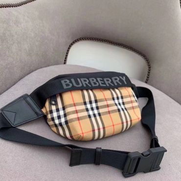  Поясная сумка Burberry LUX-67669